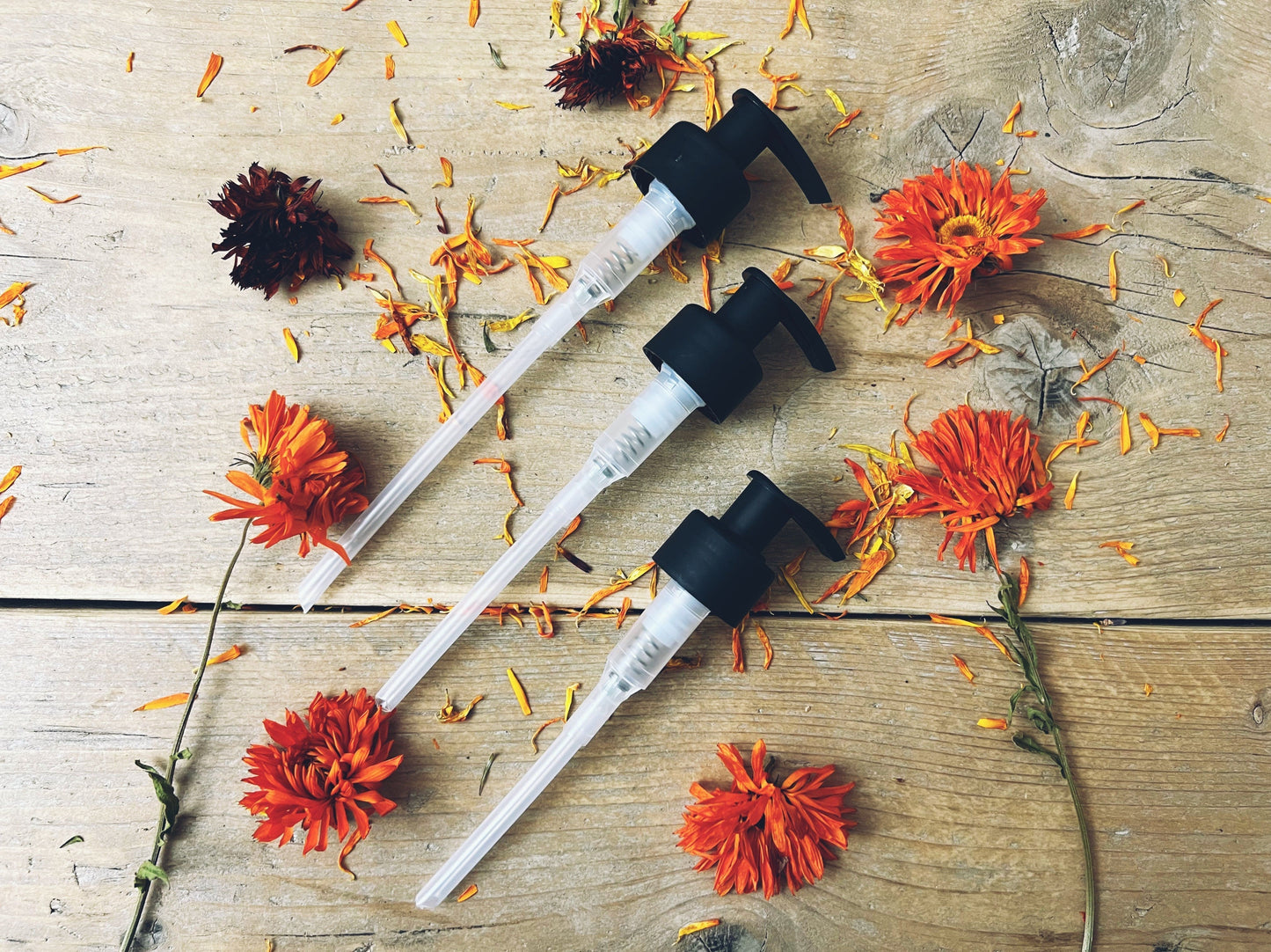 Moisturising Lavender and Rose Body Oil